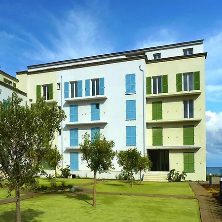 Res Tyrrenia Macinaggio Rogliano With Bay View Apartment *
